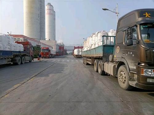 酷暑下的堅(jiān)守與應(yīng)對 高溫天氣對裝卸服務(wù)的影響與對策