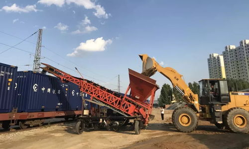 暑往秋來，平邑站以真誠裝卸服務(wù)護(hù)航運(yùn)輸大動(dòng)脈