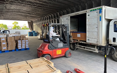 園區(qū)防疫貨運(yùn)中轉(zhuǎn)站服務(wù)再升級，為高端制造與國際貿(mào)易注入新動(dòng)能